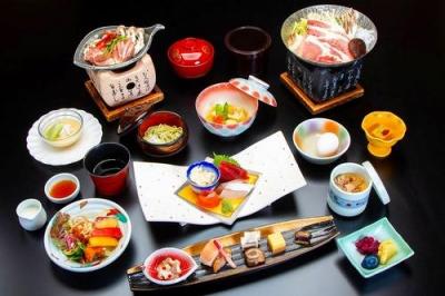 ホテル天坊 お食事一例 写真提供：ホテル天坊