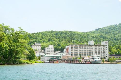 阿寒湖 知床 ウトロ 羅臼 北海道 ツアー成田発 2泊3日間 鶴雅リゾート 花 ゆう香 Peach ｍｍ Tnr01mm3 Ak05u04 Rp Tbk 国内ツアー 国内旅行なら 旅工房