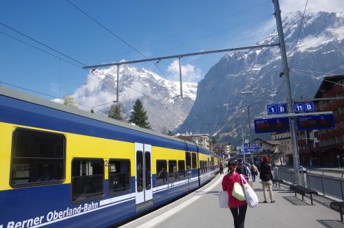 往路直行便利用 鉄道でめぐるスイス イタリア 雄大なスイスアルプスと壮大な世界遺産の水上都市を満喫 グリンデルワルト ツェルマット ミラノ ベネチア 周遊9泊11日間 成田発11日間ベネチアツアー 海外ツアー 国内ツアーなら 旅工房