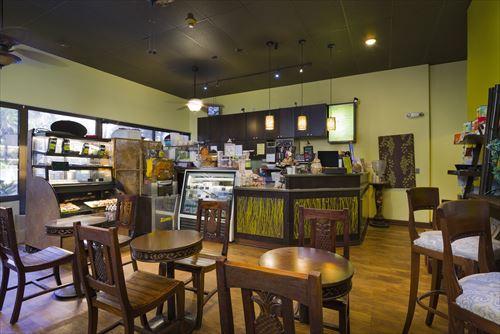 安心の往復送迎付き キッチン付コンドミニアム 4名1室 全室広々1ベッドルーム アストン ワイキキ バニアン ハワイアン航空利用 5日間 成田発5日間ホノルルツアー 海外ツアー 国内ツアーなら 旅工房