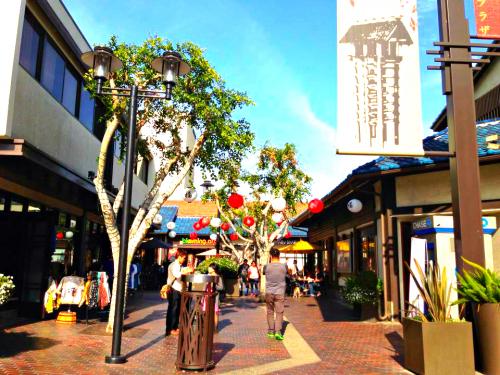 ディズニーチケット2日券付き オーランド3泊 ロサンゼルス2泊 7日間 価格重視 お手頃ディズニー直営ホテル オールスターリゾート 駅チカで移動に便利 カワダホテル ご宿泊 福岡発 アメリカン航空 福岡発7日間ロサンゼルスツアー 海外ツアー