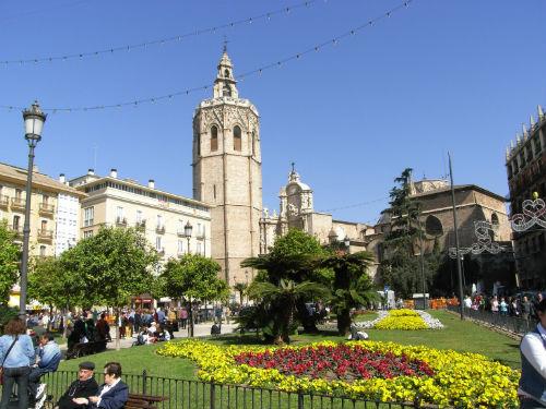 スペイン人気の３都市周遊 マドリッド バレンシア バルセロナ 鉄道で巡る充実の９日間 関空発 その日の内に現地着 関空発9日間 バルセロナツアー 海外ツアー 国内ツアーなら 旅工房