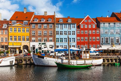 【コペンハーゲン】かわいらしい建物が並ぶニューハウン/イメージ
