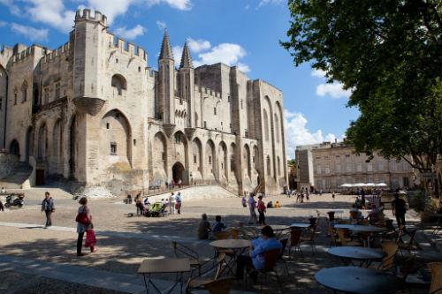 Avignon (C) avignon-congres