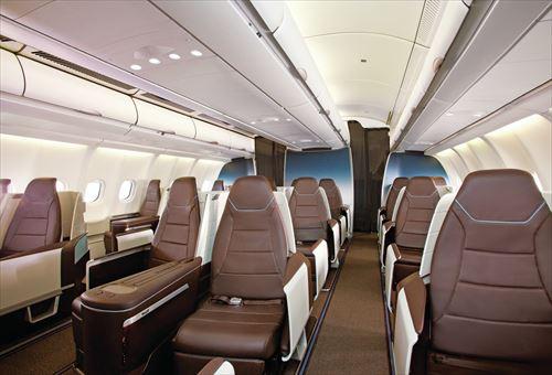 【ハワイアン航空】幅52cm X 長さ193cmで広々！カップルに最適な2-2-2の座席配列!!